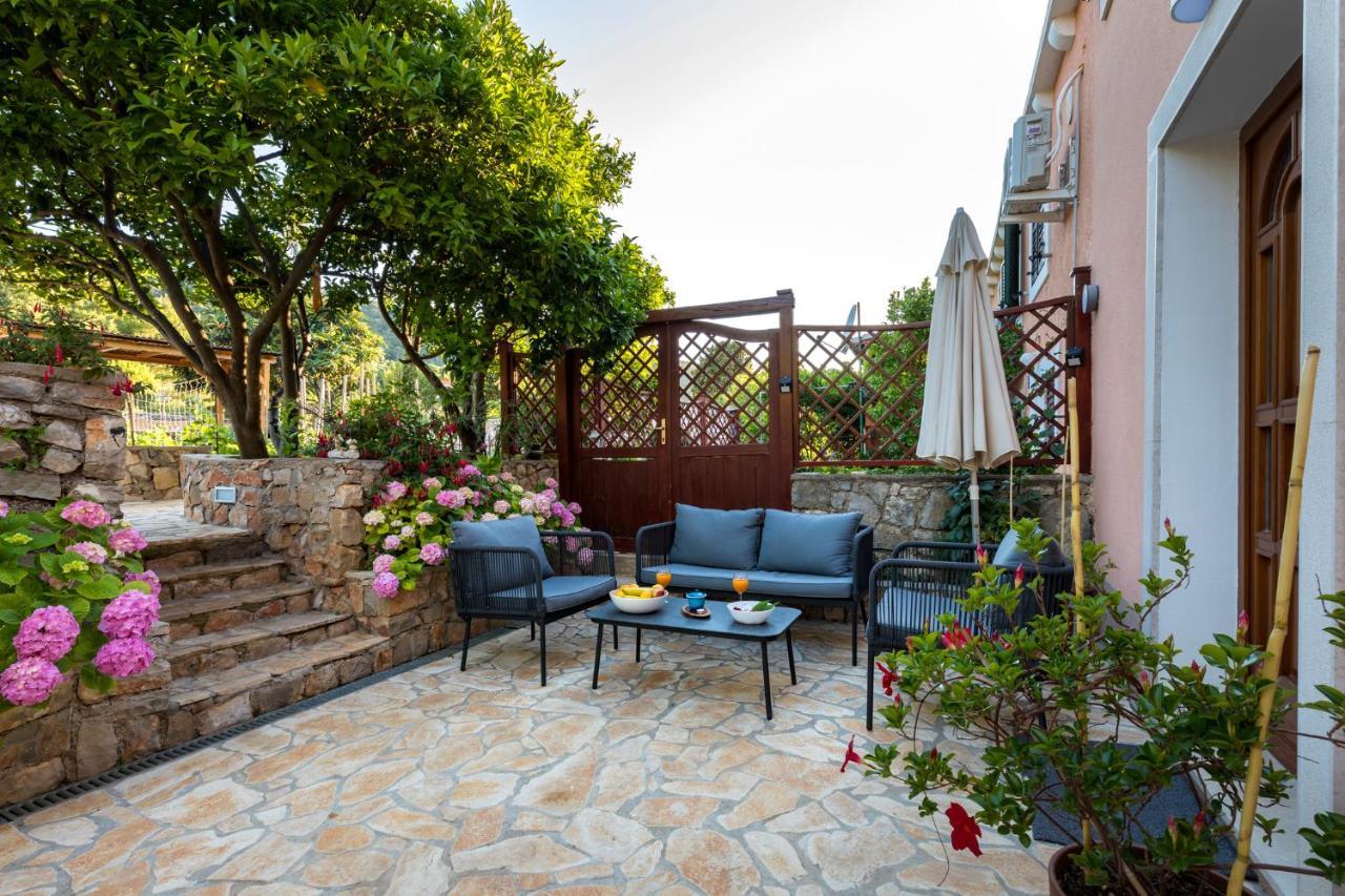 Vacation House Orange Veli Lošinj Eksteriør billede