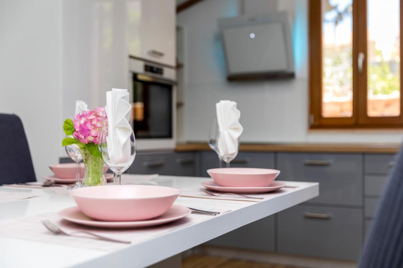 Vacation House Orange Veli Lošinj Eksteriør billede